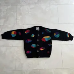 カラフル模様の黒色カーディガン　120くらい