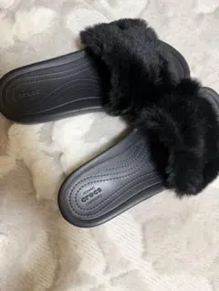 crocs クロックス ファー サンダル ブラック W6