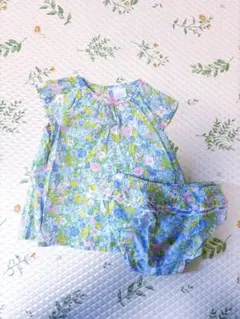 リバティ風　carter's 花柄 ワンピース 3M