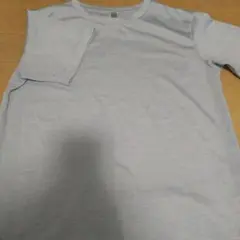 UNIQLO ライトブルー Tシャツ 140