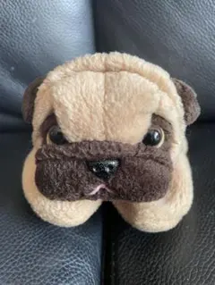 パグのぬいぐるみ