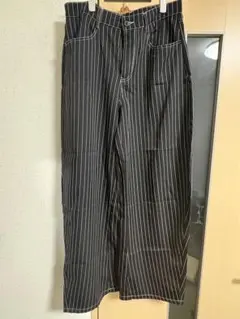 ストライプ柄 ワイドパンツ ブラック