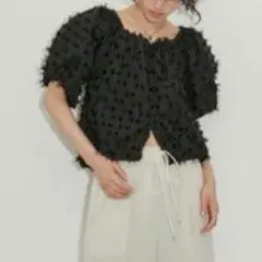 【美品】アダムエロペ 24SS フリンジジャガードオフショルブラウス 完売 黒