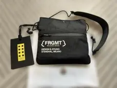 新品 Moncler X FRGMT サコッシュのサムネイル