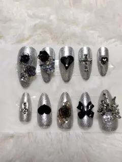 ☆現品☆　シルバーグリッターネイルチップ