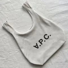 美品 A.P.C. メッシュトートバッグ ロゴ 白 - メルカリ