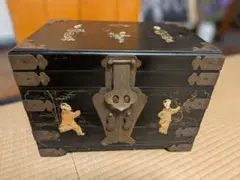二段重箱 螺鈿細工 蝶と草花文様 漆器 - メルカリ