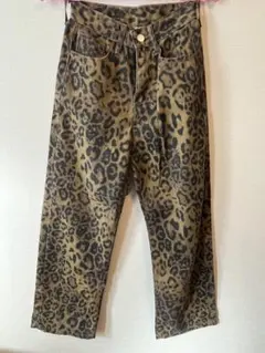 ヒョウ柄ハイウエストデニムパンツ