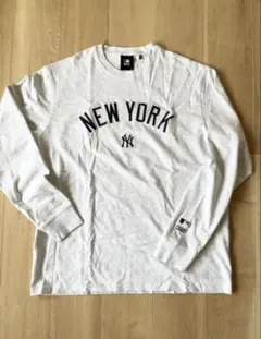 最後の値下げ　KITH×MLB　NEW YORK Yankees コラボTシャツのサムネイル