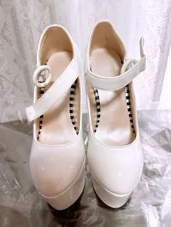 ウエディングシューズ　ブライダルシューズ