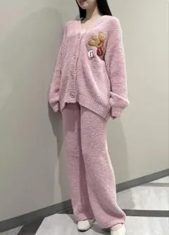 Item thumbnail for item 9050efe8-5237-40dc-b3b3-558e40e1aca2