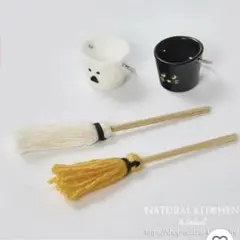ナチュラルキッチン　ミニチュアセット　モップ×バケツ　ネコとオバケ