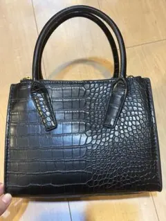 ZARA ハンドバッグのサムネイル