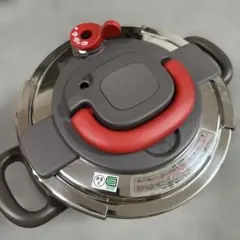 T-fal ClipsoMinut'パーフェクト 圧力鍋タイマー付 6L - メルカリ