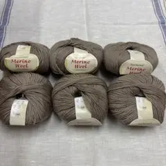 Three blue birds メリノウール 毛糸 カーキグレー　50g6玉