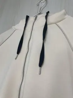 【タグ付き】cotorica フード付き　ジップワンピース