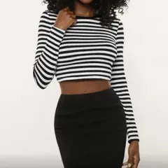 SHEIN ボーダーTシャツ クロップド丈のサムネイル