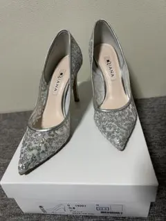 DIANA シルバー パンプス 22.5cm