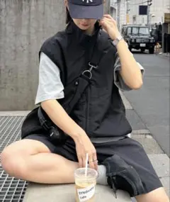 ブラック ナイロンベスト Lサイズのサムネイル
