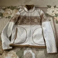 ユニクロ　フリースジャケット 雪の結晶模様