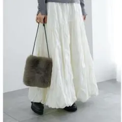 【訳あり】テチチ　刺繍キルトバルーンスカート　ナイロン