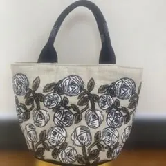 ミナペルホネン　r oｓy& タンバリン　 バケツ型トートバック