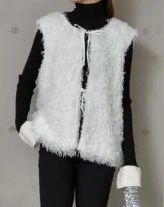 フェザーベスト ベスト