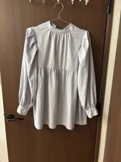 ヘザー　ライトグレー 長袖 シャツ フリル付き