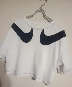 NIKE クロップド丈 Tシャツ ホワイト