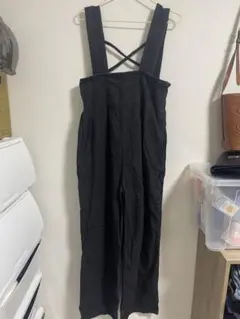 【新品】Avail クロスストラップ サロペット 黒