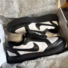 Nike Kwondo 1 PEACEMINUSONE Black Whiteのサムネイル