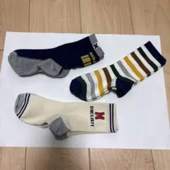 ミキハウス　キッズ靴下3足セット