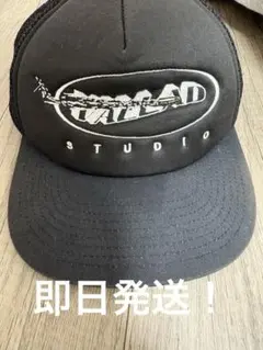 VALLAD STUDIO ブラックメッシュキャップ限定刺繍入りキャップのサムネイル