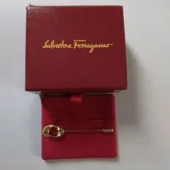 2025年最新】フェラガモ ブローチの人気アイテム - メルカリ