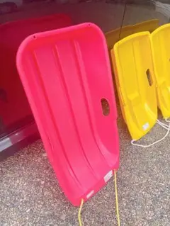 ソリ そり ウィンタースポーツ用品 ピンク 一部割れあり