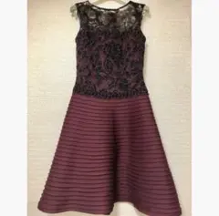 〈TADASHI SHOJI〉タダシショージ ボルドーワンピースドレス サイズ0のサムネイル