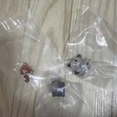 ガチャ　サンエックスユニバース　マスコットチャーム　めじるしアクセサリー