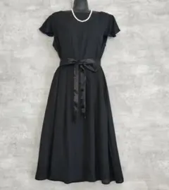美品17号フォーマルワンピース リボン 黒ミモレ丈セレモニードレス4Ｌ