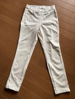 UNIQLO ウルトラストレッチレギンスパンツ M オフホワイト　お値下げ