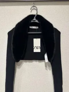 ZARA 新品タグ付き　ファー付きカーディガン黒Mサイズ