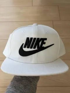 NIKE ホワイトキャップ