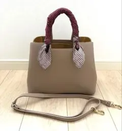 マルコビアンチーニ　ピンクベージュ スカーフ付きハンドバッグ