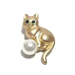 bro-0398　ブローチ　ネコ　猫　イミテーション・パール　ゴールド　ミニ