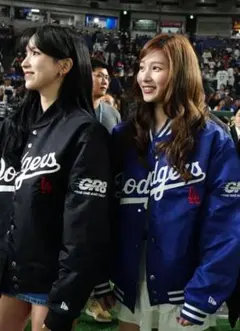 【本日限定】TWICE❀ジャケット❀ミサモ着用モデル❀ ブルー MLB 東京