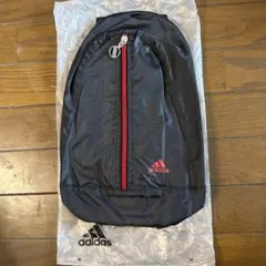 adidas ボディバッグ ブラック レッド