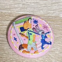ズートピア　ディズニー刺繍缶バッジ2