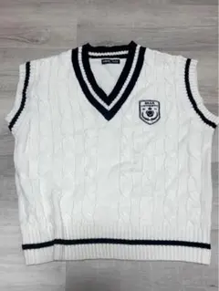 SHEIN ケーブルニット Vネック スクールベスト