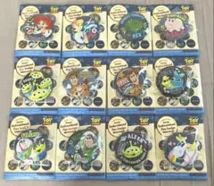 ディズニー ピクサー トイストーリー デニム刺繍缶バッジ BOX - メルカリ
