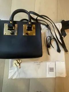 SOPHIE HULME ブラックショルダーバッグのサムネイル