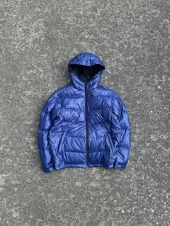 モンベル似　ネイビー　 フード付きダウンジャケット　ドローコード付き